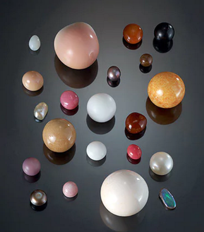 This is a priceless collection of rare natural pearls that is kept by the Qatar Museums Authority Collection; the Arabian Gulf was a key supplier of natural pearls by the 19th century. (Photo and info courtesy of theguardian.com)